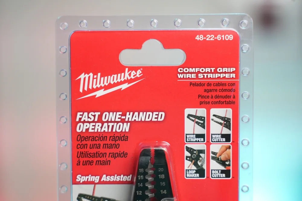 Kìm tuốt dây điện, tuốt dây cáp Milwaukee 48-22-6109 6
