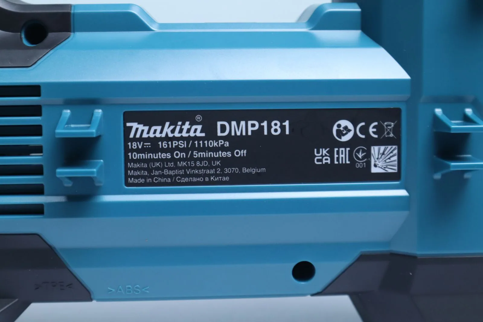 Máy bơm hơi dùng pin 18V Makita DMP181Z. 9