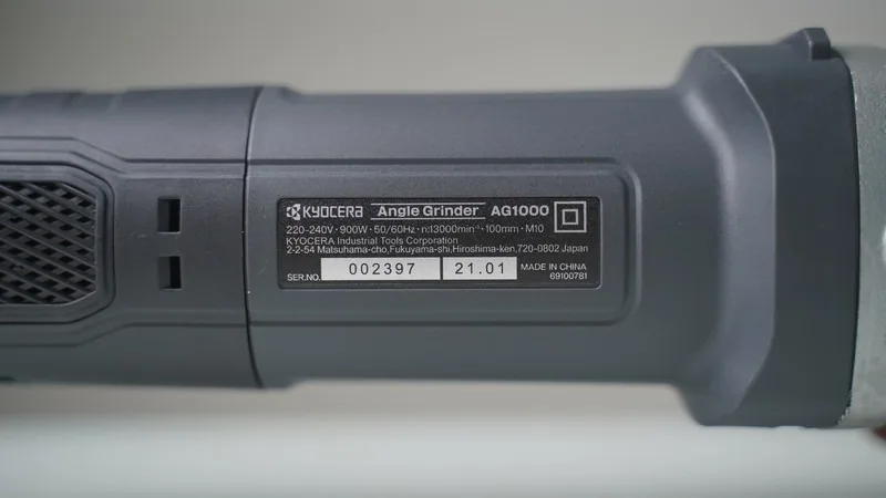 Máy mài góc cầm tay 900W Kyocera AG1000 7