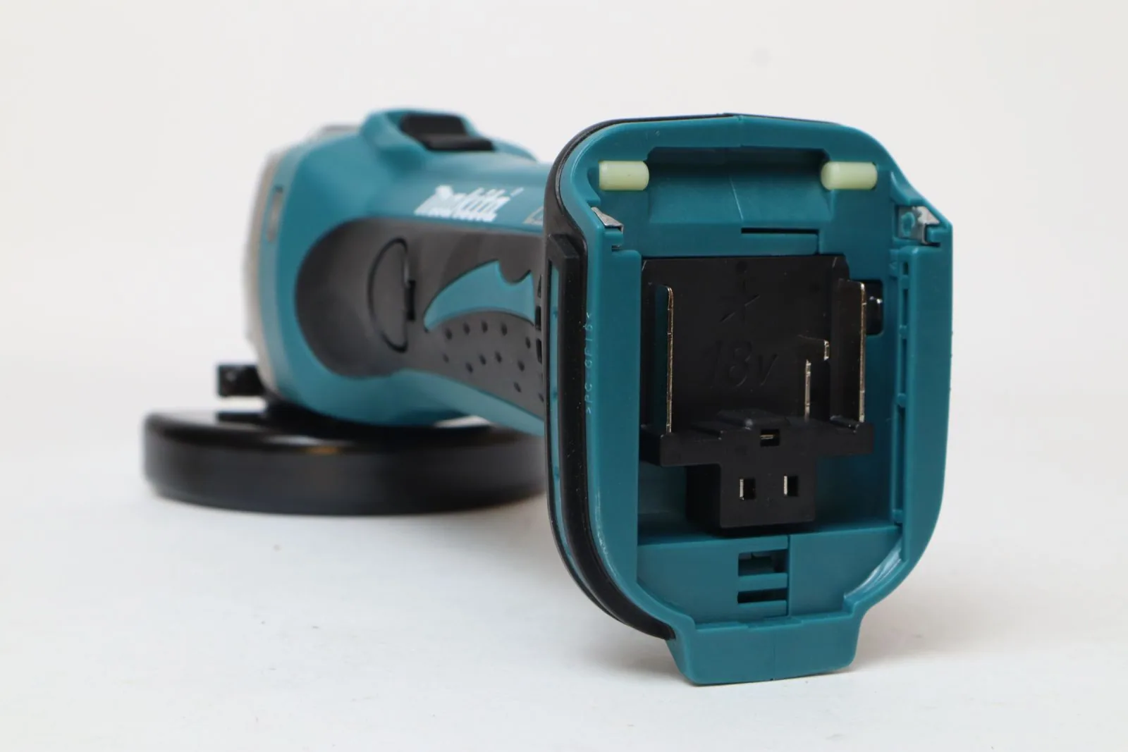 Máy mài góc dùng pin 100mm Makita DGA402Z 18V | Máy Mài Dùng Pin 7
