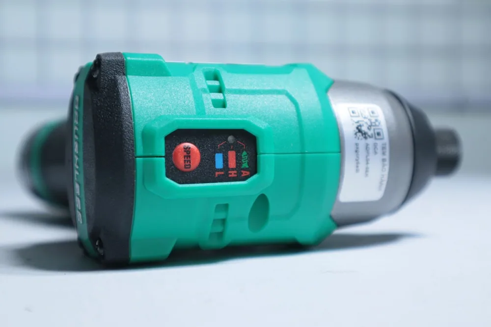 Máy vặn vít dùng pin 12V Max DCA ADPL04-8EK 9